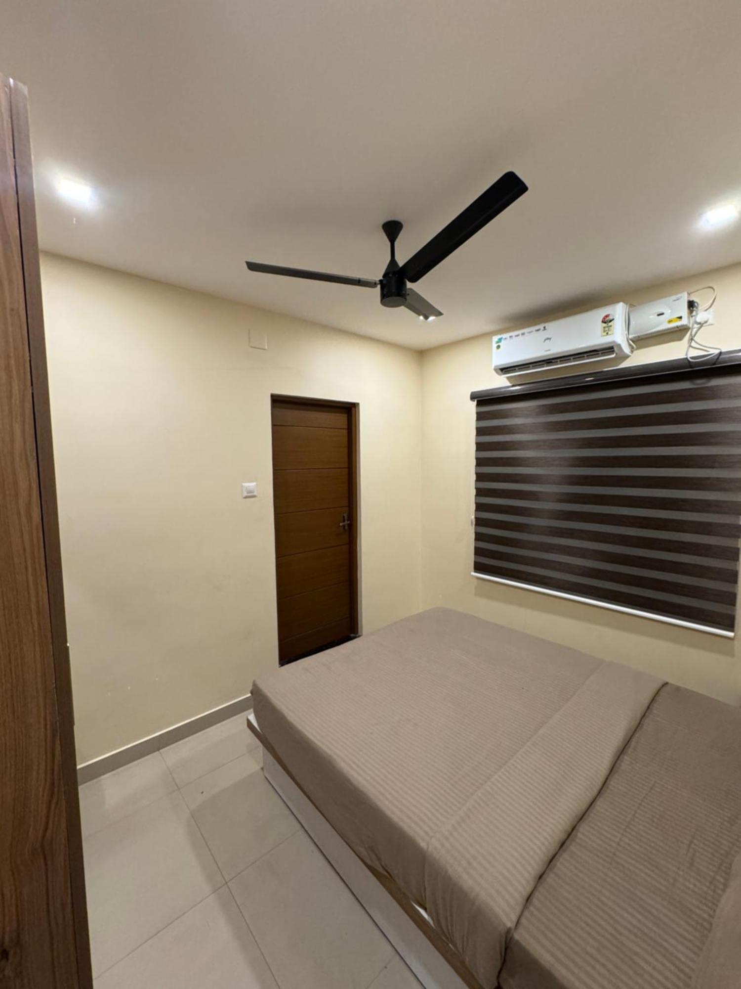 Heres Haut Residency Kochi Exterior photo